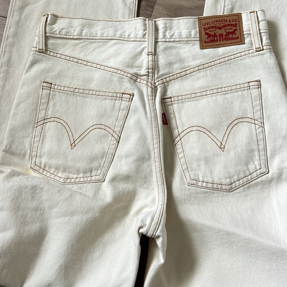 LEVI’S Cropped Jeans - Picture 4 of 4